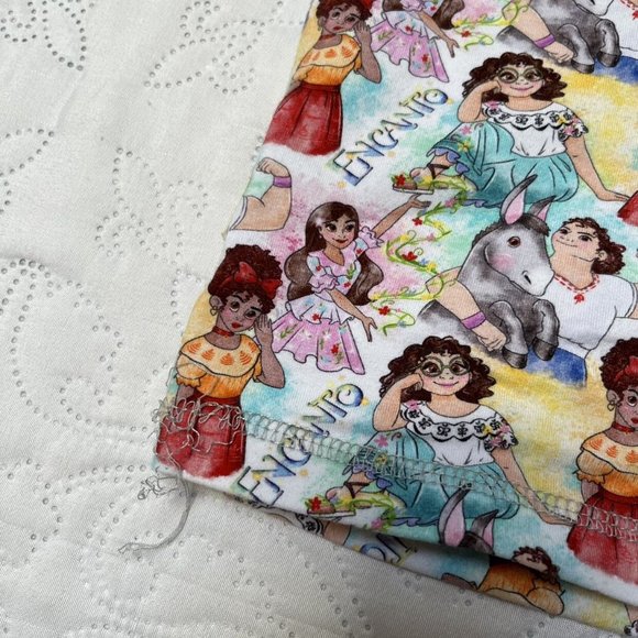 KPea Custom Encanto Raglan Tee Size 6 - Picture 5 of 7